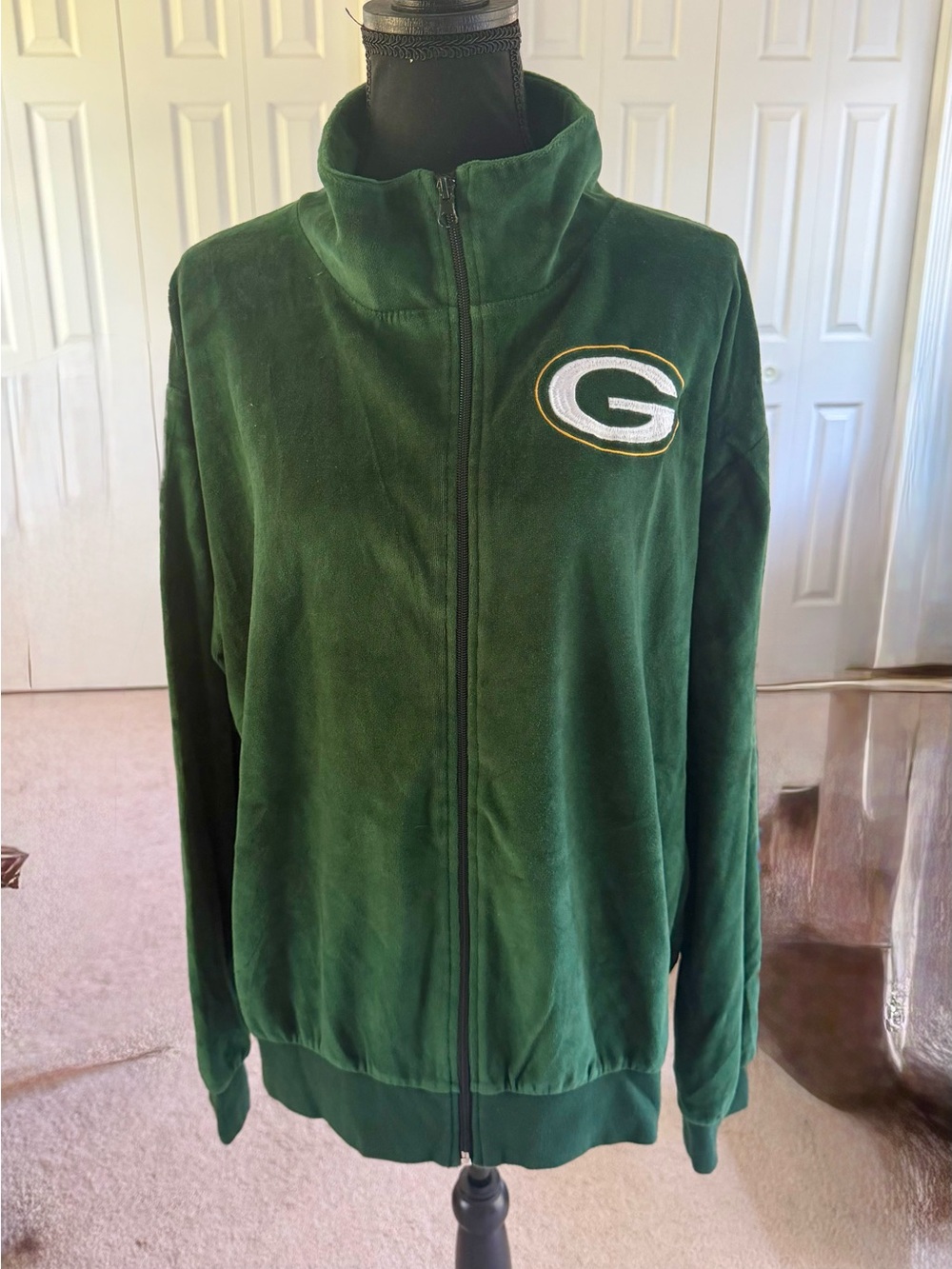 Green Bay Packers NFL Full-Zip Fleece Jacket & Pants with Team Logo